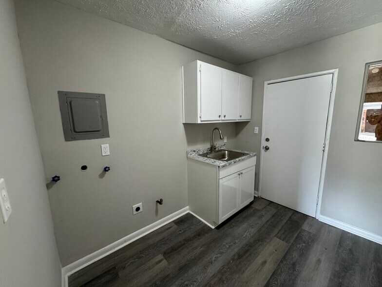 784 Terminal Ct, Columbus, GA à vendre - Photo de l’immeuble – Image 3 sur 9