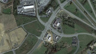 Plus de détails pour Tinkling Springs Rd and Expo Rd, Fishersville, VA - Local commercial à louer