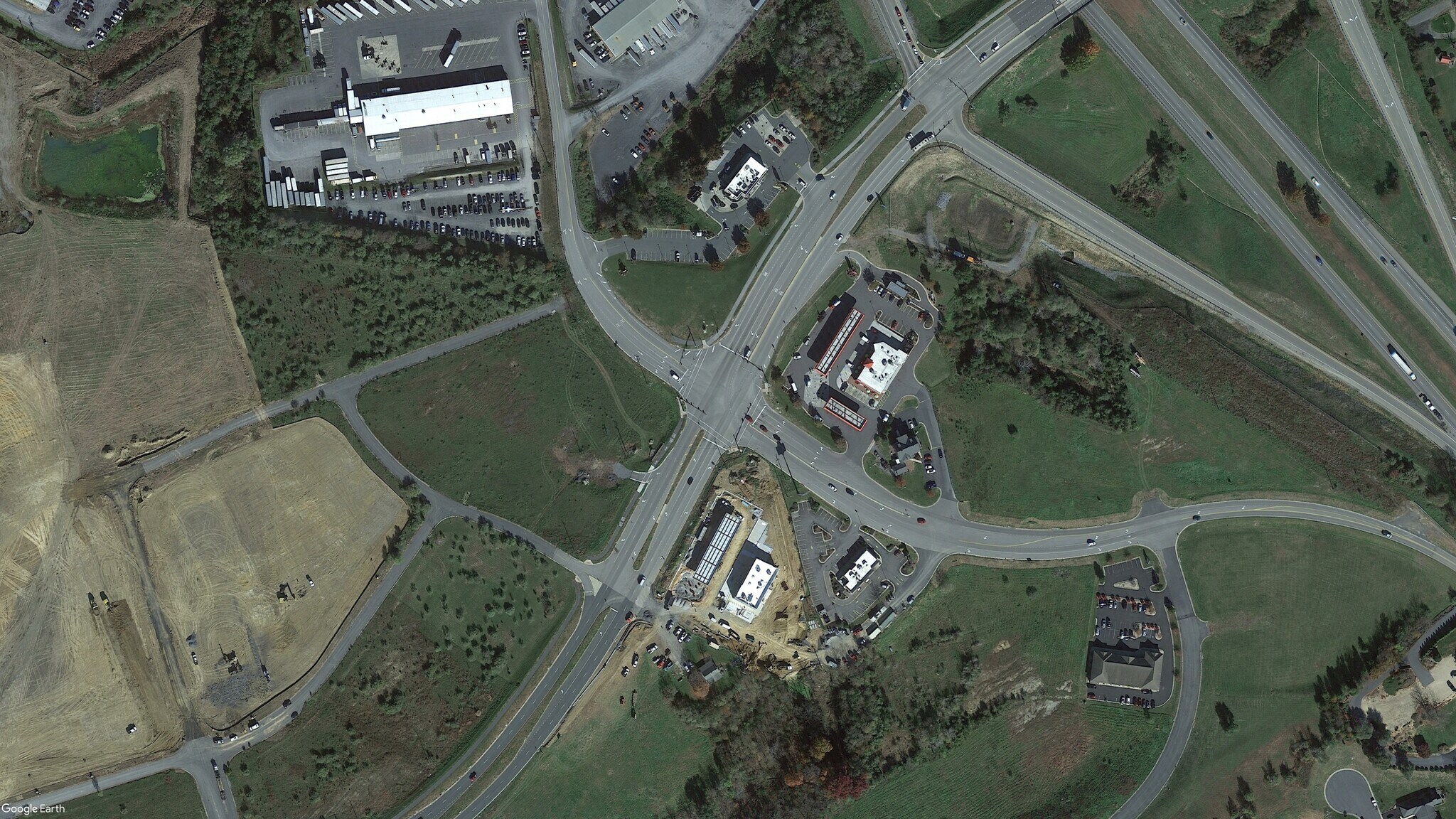 Tinkling Springs Rd and Expo Rd, Fishersville, VA à louer Photo principale– Image 1 sur 5