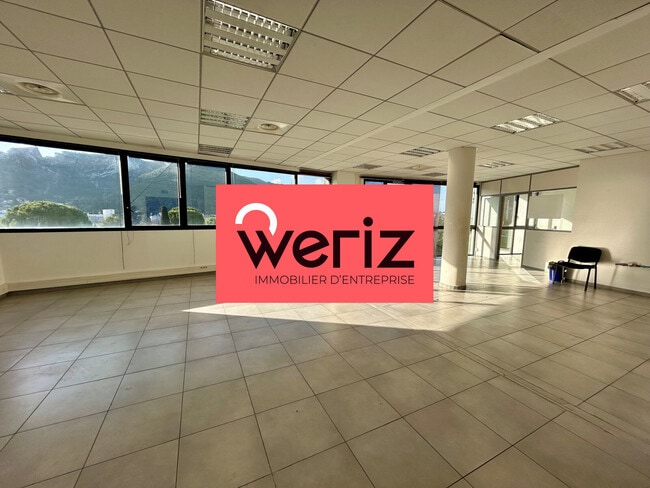 Plus de détails pour 8 Route De La Sabliere, Marseille - Bureau à louer