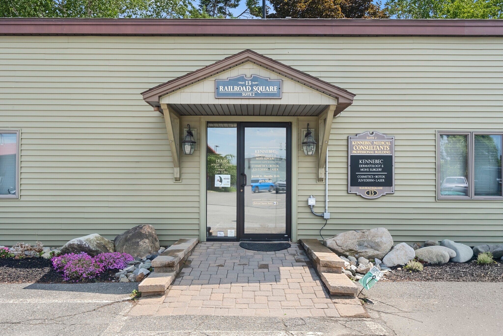 13 Railroad Sq, Waterville, ME à vendre Photo de l’immeuble– Image 1 sur 16