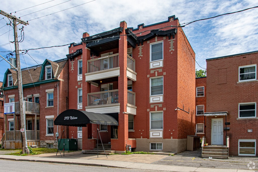 393 Nelson St, Ottawa, ON à vendre - Photo principale – Image 1 sur 2