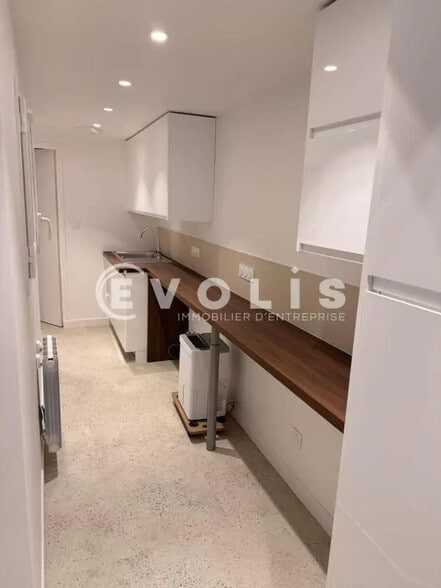 Bureau dans Paris à louer - Photo de l’immeuble – Image 2 sur 6