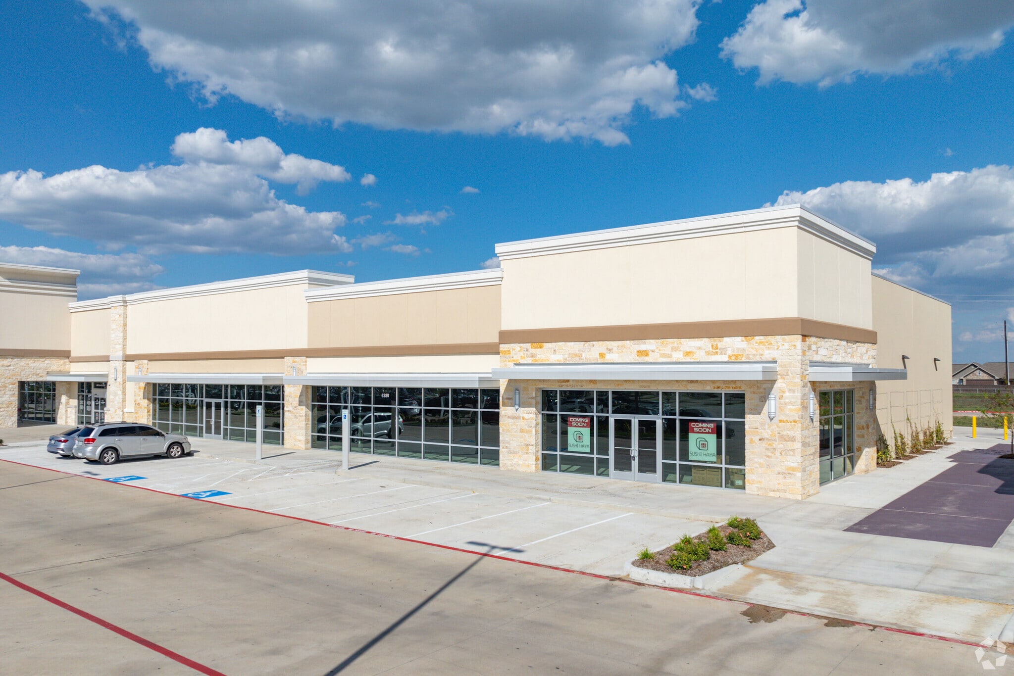 6240 Garth Rd, Baytown, TX à louer Photo principale– Image 1 sur 4