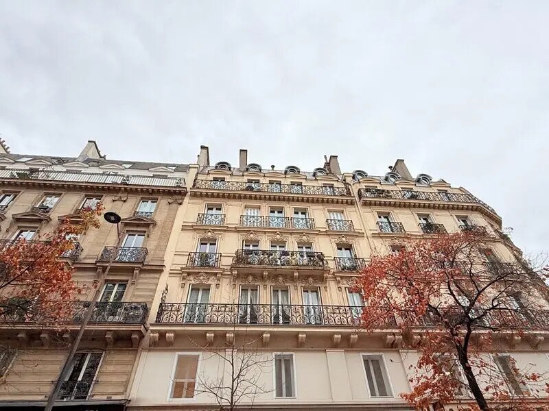 Bureau dans Paris à louer Photo de l’immeuble– Image 1 sur 11