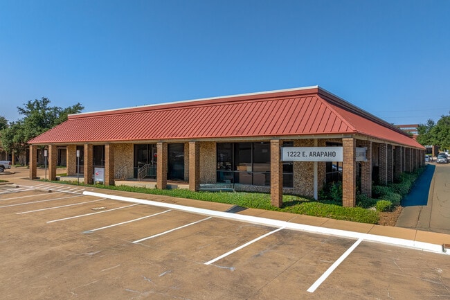 Plus de détails pour 1202 E Arapaho Rd, Richardson, TX - Différents types d’espaces à louer