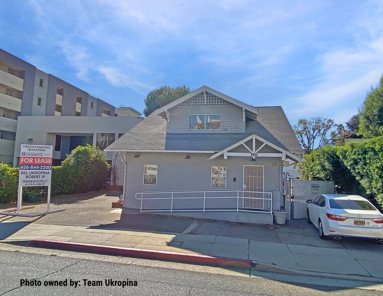 750 E Walnut St, Pasadena, CA à louer - Photo de l’immeuble – Image 1 sur 7
