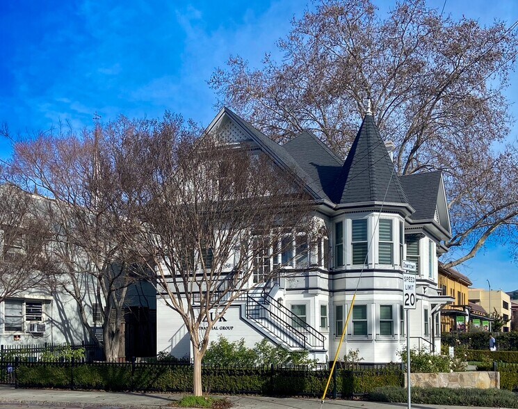 700 Franklin St, Napa, CA à louer - Photo de l’immeuble – Image 3 sur 24