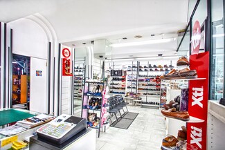 Plus de détails pour Local commercial à louer