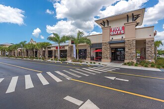 7335 Radio Rd, Naples, FL à louer Photo intérieure– Image 2 sur 5