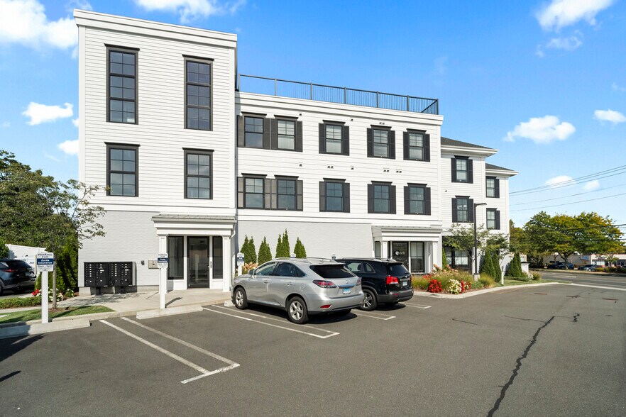 188 Cherry St, Milford, CT à vendre - Photo de l’immeuble – Image 2 sur 15