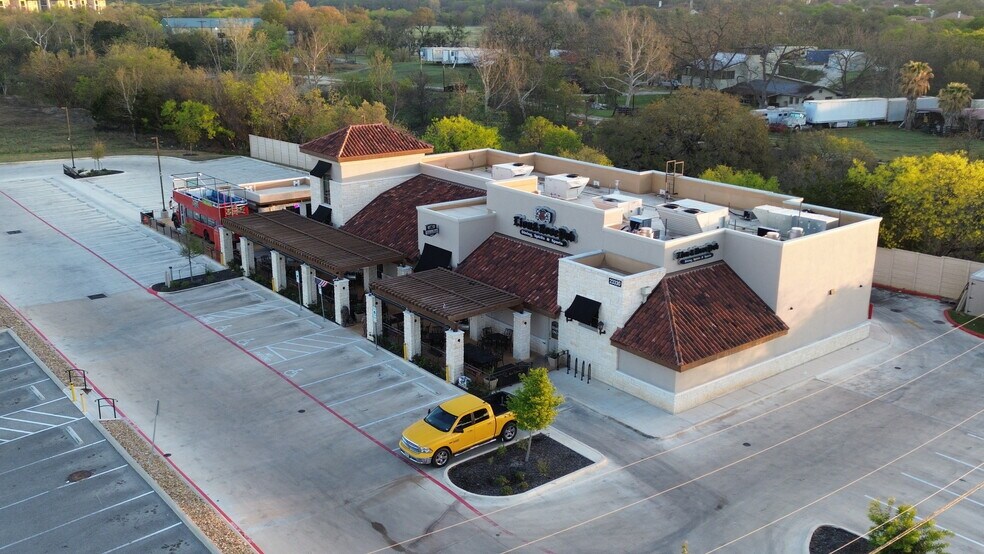 23330 W Interstate 10, San Antonio, TX à vendre - Photo de l’immeuble – Image 2 sur 12