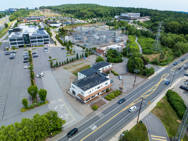 1273 Main St, Waltham, MA à vendre - Photo de l’immeuble – Image 3 sur 7