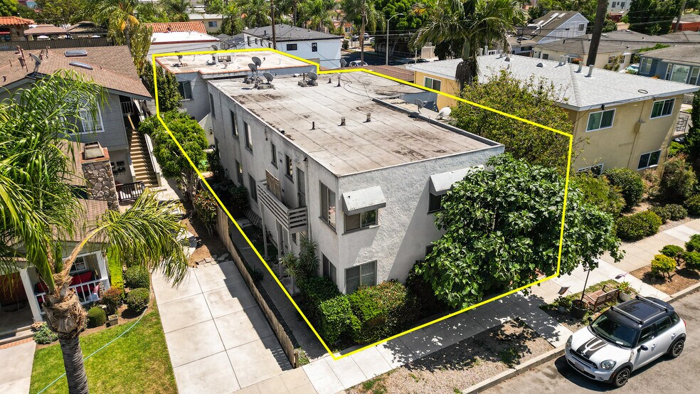 810 Belmont Ave, Long Beach, CA à vendre - Photo de l’immeuble – Image 2 sur 6