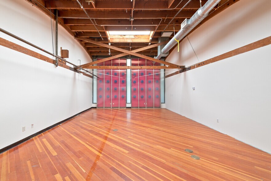 6121 Santa Monica Blvd, Los Angeles, CA à louer - Photo de l’immeuble – Image 2 sur 16