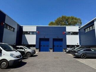 Plus de détails pour 1-9 Winchester Hl, Romsey - Industriel/Logistique à louer
