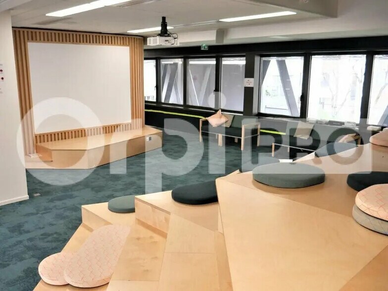 Bureau dans Montrouge à louer - Photo de l’immeuble – Image 2 sur 9
