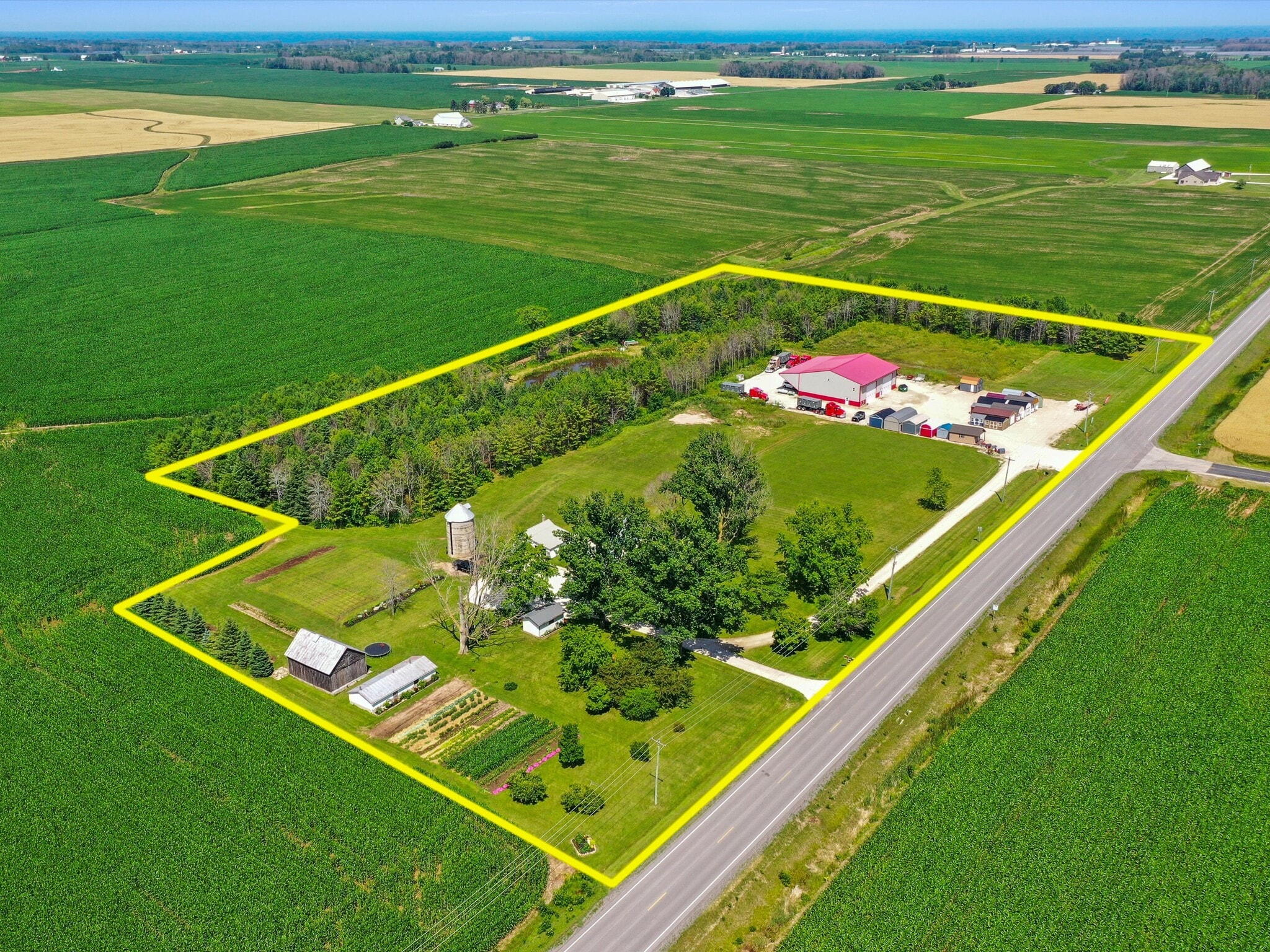 Industriel/Logistique dans Mishicot, WI à vendre Aérien– Image 1 sur 25