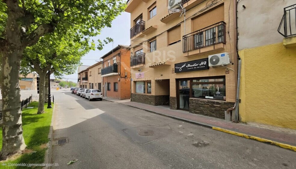 Immeuble residentiel dans Casarrubios del Monte, Toledo à vendre - Photo de l’immeuble – Image 2 sur 4