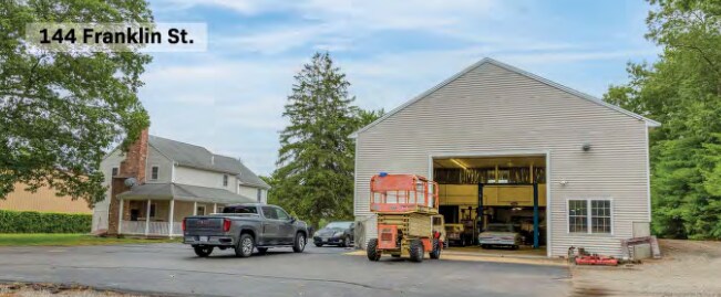 150 Franklin St, East Bridgewater, MA à vendre - Photo de l’immeuble – Image 3 sur 5
