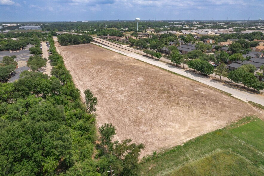 1003 Greens rd, Houston, TX à vendre - Aérien – Image 3 sur 10