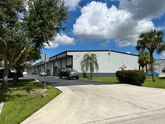 Plus de détails pour 877 NE 27th Ln, Cape Coral, FL - Industriel/Logistique à louer