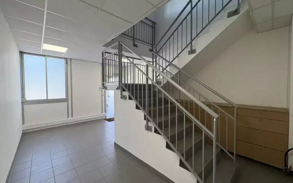 30 Rue Des Osiers, Coignières à louer - Photo intérieure – Image 2 sur 7