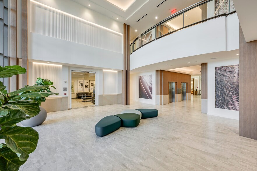 16633 N Dallas Pky, Addison, TX à louer - Photo de l’immeuble – Image 3 sur 12