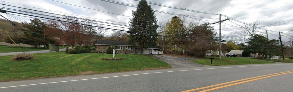 Redevelopment Opportunity in Vernon, NJ portefeuille de 2 biens à vendre sur LoopNet.fr - Photo de l’immeuble – Image 2 sur 2