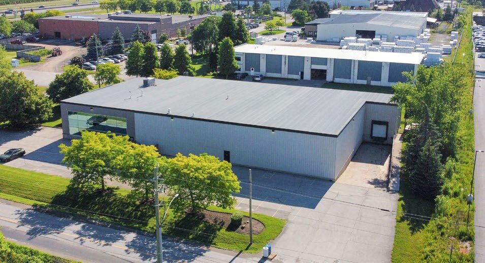 4800 Hinan Dr, Beamsville, ON à louer - Photo de l’immeuble – Image 3 sur 5