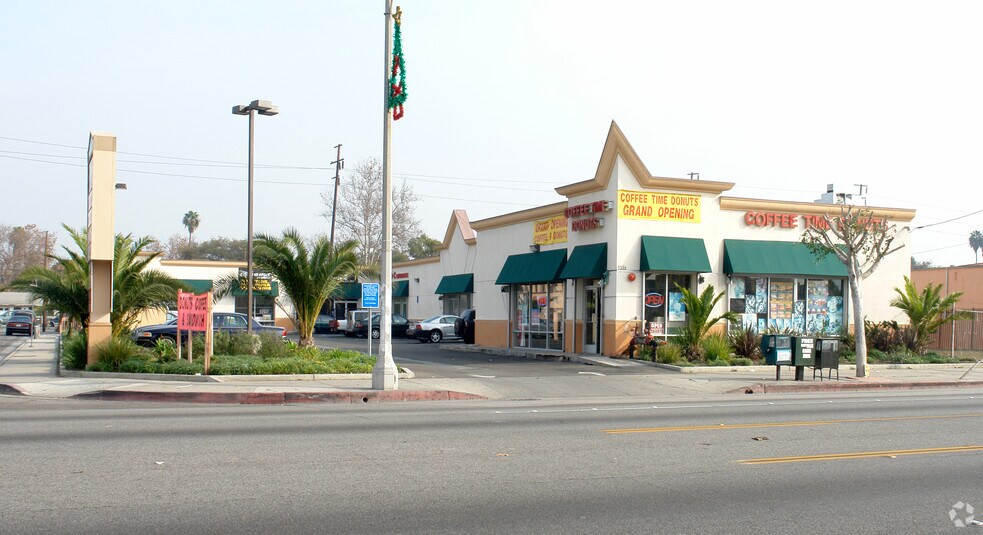 1514 N Long Beach Blvd, Compton, CA à louer - Photo de l’immeuble – Image 1 sur 3