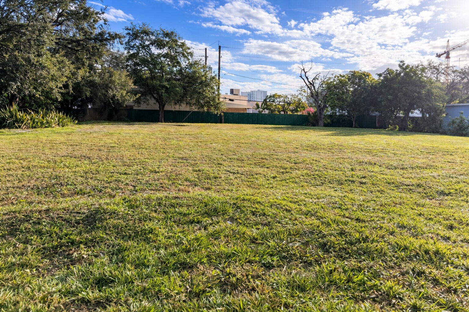 712 NW 1st Ave, Fort Lauderdale, FL à louer Photo principale– Image 1 sur 5