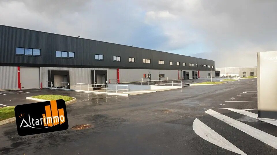 Local d’activités dans Chartres à louer Photo de l’immeuble– Image 1 sur 8