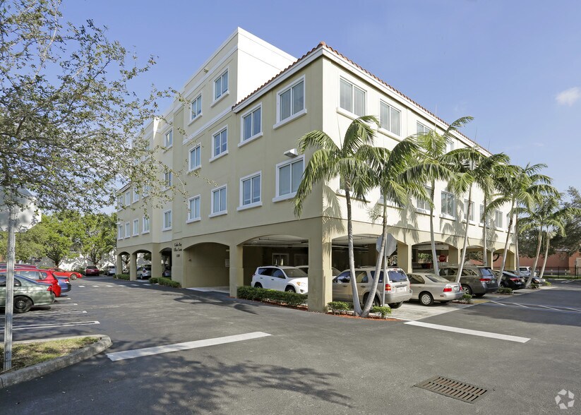 11285 SW 211th St, Miami, FL à louer - Photo de l’immeuble – Image 2 sur 10