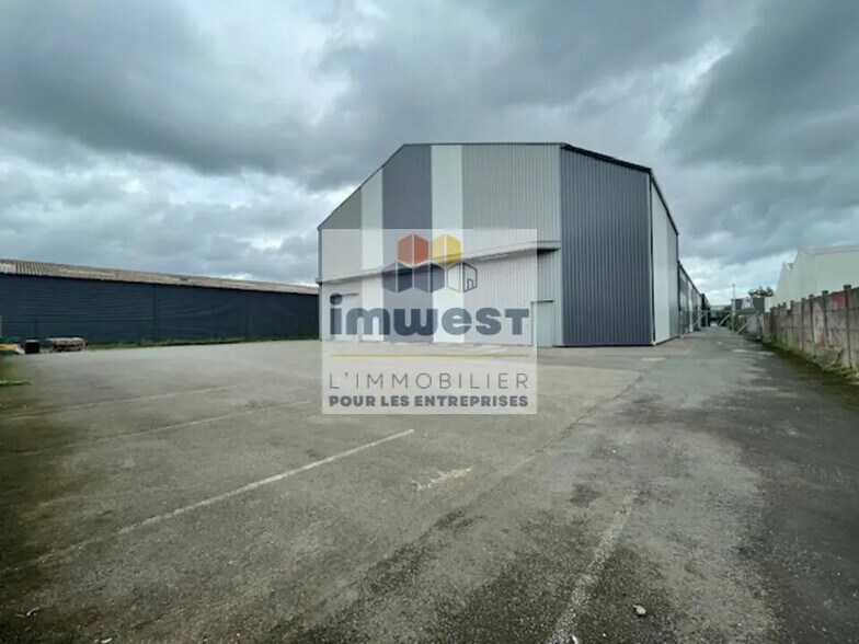 Local d'activités dans Rennes à vendre - Photo de l’immeuble – Image 1 sur 7