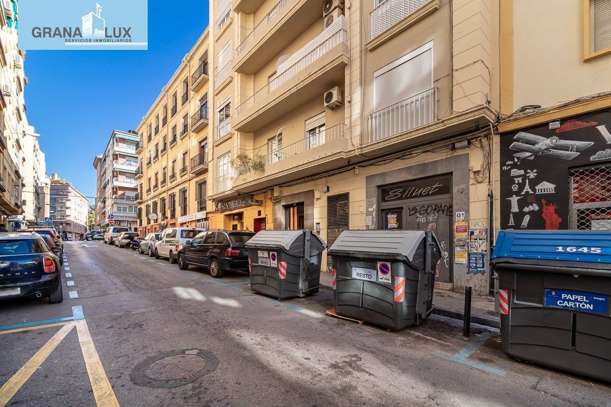 Local commercial dans Granada, Granada à vendre Photo de l’immeuble– Image 1 sur 15