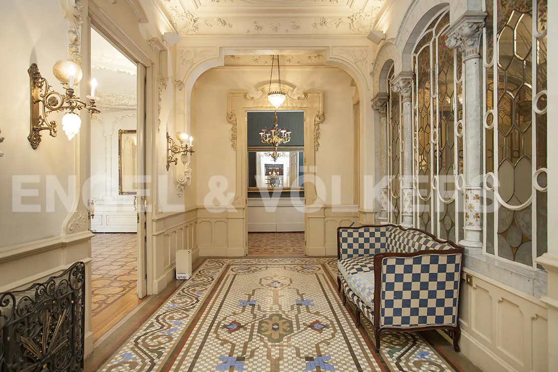 Barcelone, BAR 08007 - Lot - - - Photo intérieure - Image 1 of 17