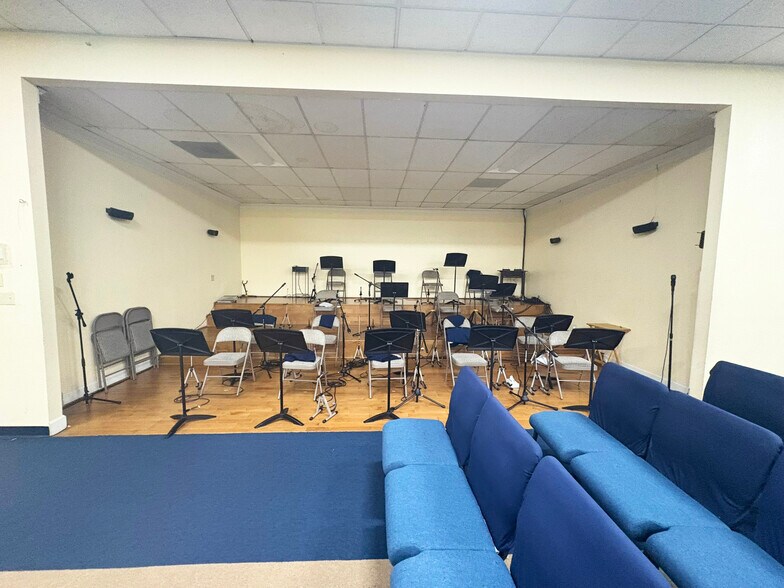 610 E Florence Ave, Los Angeles, CA à vendre - Photo de l’immeuble – Image 3 sur 12