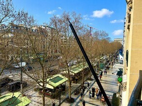 Avenue Des Champs Elysées, Paris, PAR - Vue aérienne  vue de carte