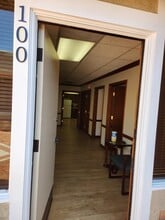 2331 W Lincoln Ave, Anaheim, CA à louer Photo intérieure– Image 1 sur 25