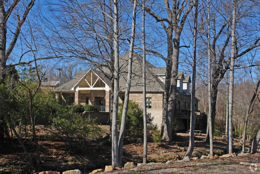 20 Creekview Ct, Greenville, SC à louer - Photo de l’immeuble – Image 2 sur 11