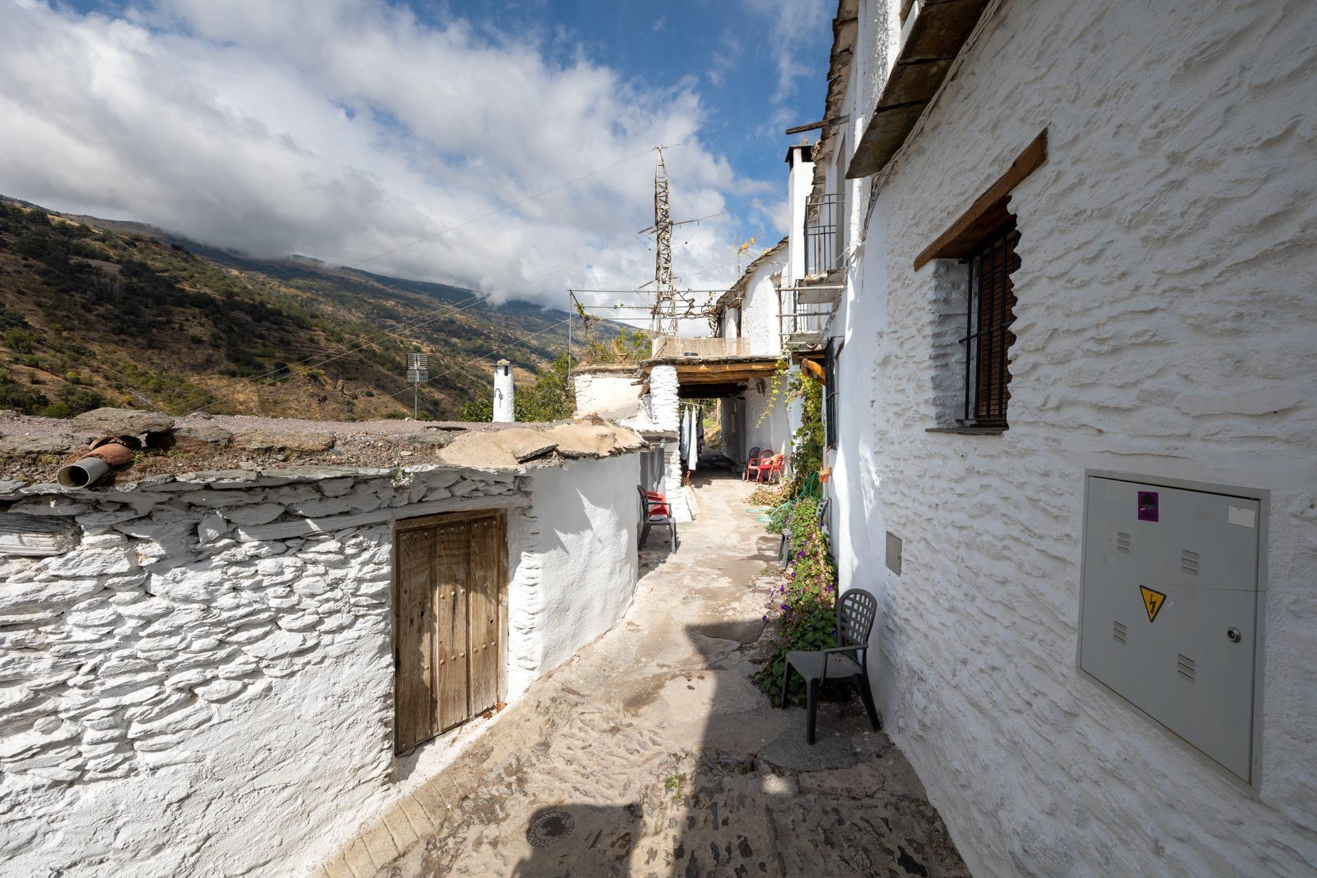 Terrain dans Pampaneira, Granada à vendre Photo de l’immeuble– Image 1 sur 27