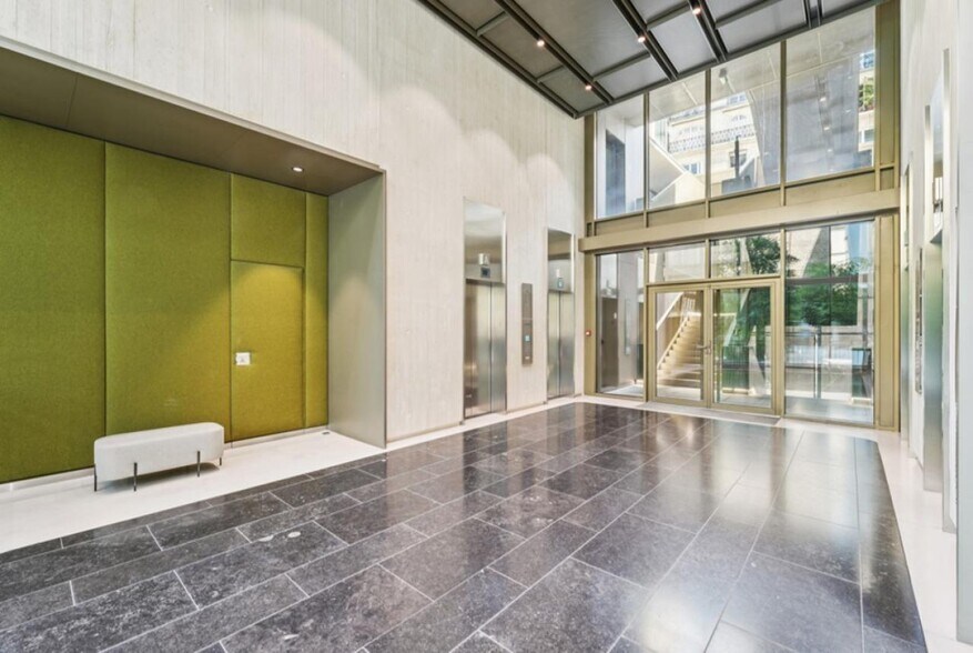 168 Avenue Charles De Gaulle, Neuilly-sur-Seine à louer - Photo de l’immeuble – Image 2 sur 9