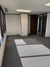 7324 Southwest Fwy, Houston, TX à louer Photo intérieure– Image 2 sur 12