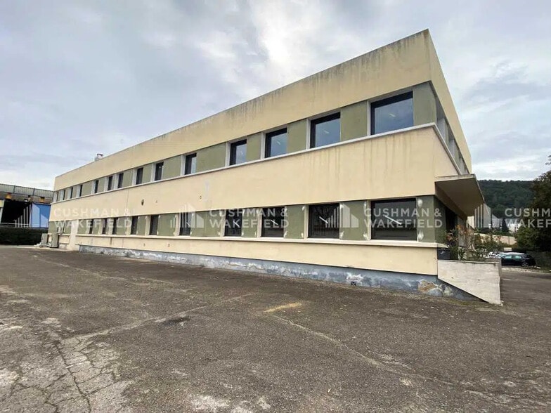 792 Avenue De La Fleuride, Aubagne à louer - Photo de l’immeuble – Image 1 sur 9