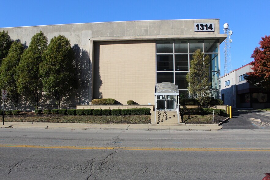 1314 N Meridian St, Indianapolis, IN à louer - Photo de l’immeuble – Image 1 sur 9