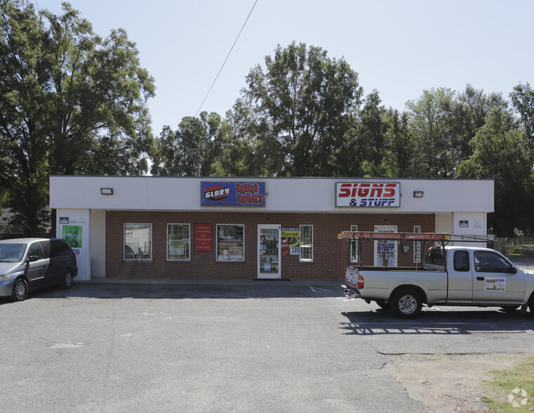 1616 N Graham St, Charlotte, NC à louer - Photo de l’immeuble – Image 3 sur 3