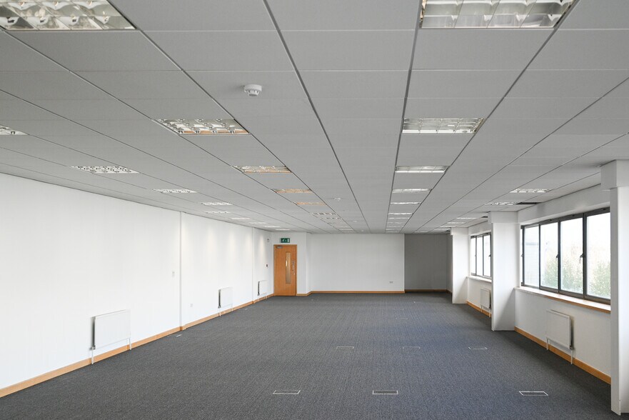 Dunfermline Ct, Milton Keynes à louer - Photo de l’immeuble – Image 2 sur 2