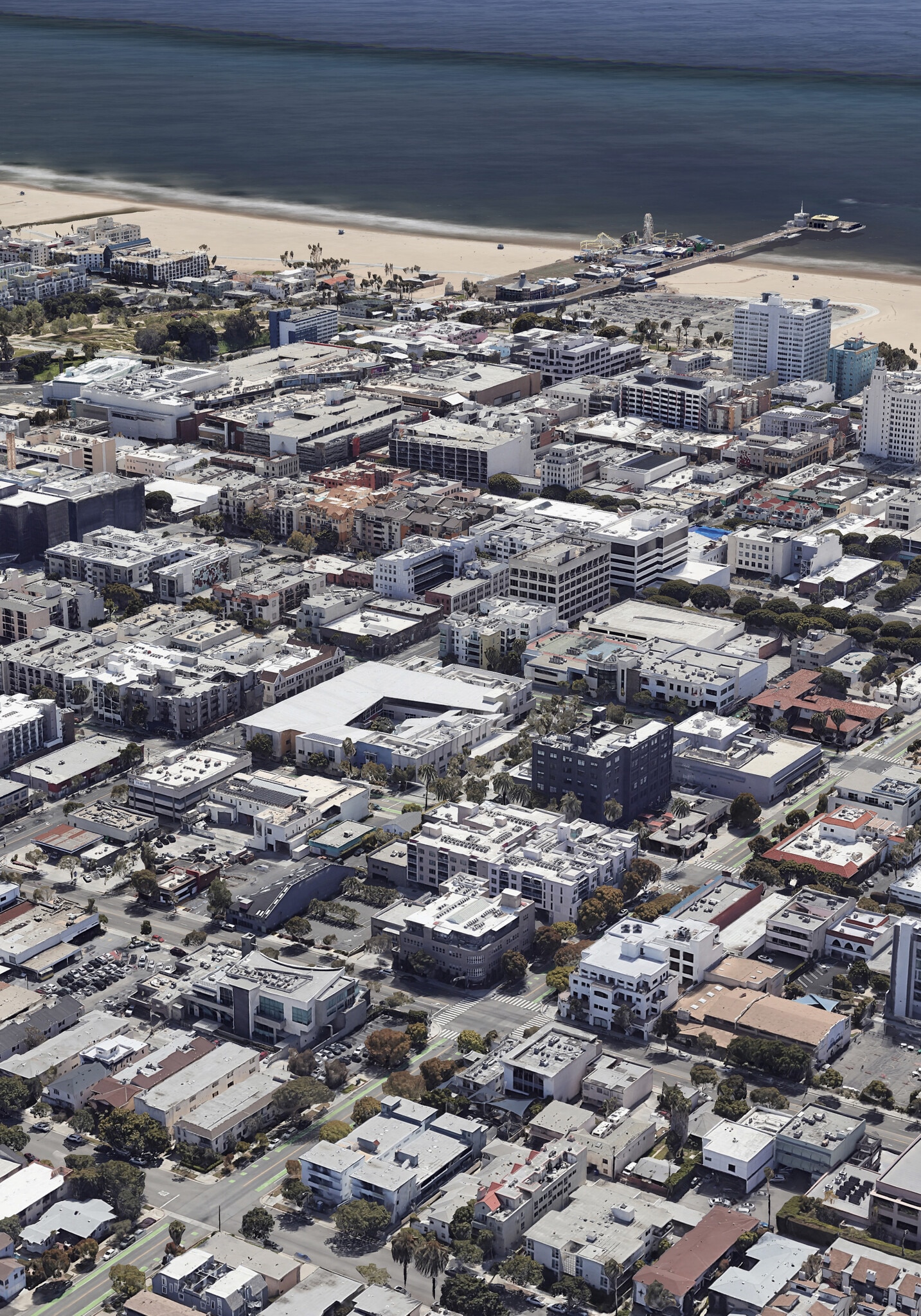 1315 Lincoln Blvd, Santa Monica, CA à louer Aérien– Image 1 sur 7