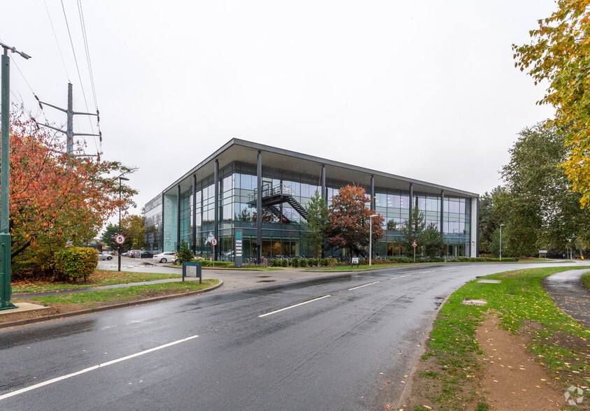 Milton Rd, Cambridge à louer - Photo principale – Image 1 sur 4